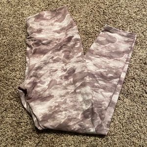 Pink camo Fabletics leggings